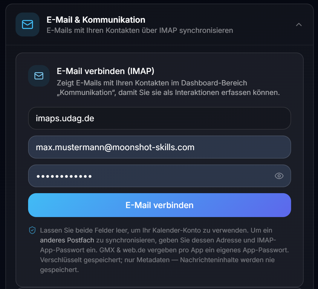Das Formular „E-Mail verbinden" mit den Feldern IMAP-Server, E-Mail-Adresse und App-Passwort sowie dem Button „E-Mail verbinden"